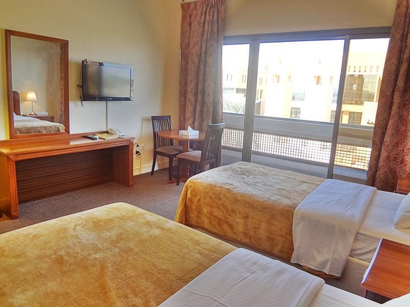 Top Hotel Apartments Al Ain Ngoại thất bức ảnh